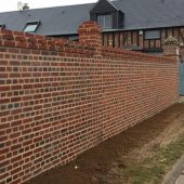 Mur de briques de Sommereux LLFB