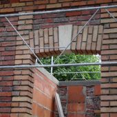 Mélange de briques paille et rouge nuancé